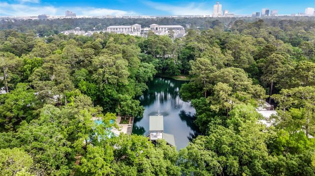 296 Litchfield Lane, Houston, TX 77024