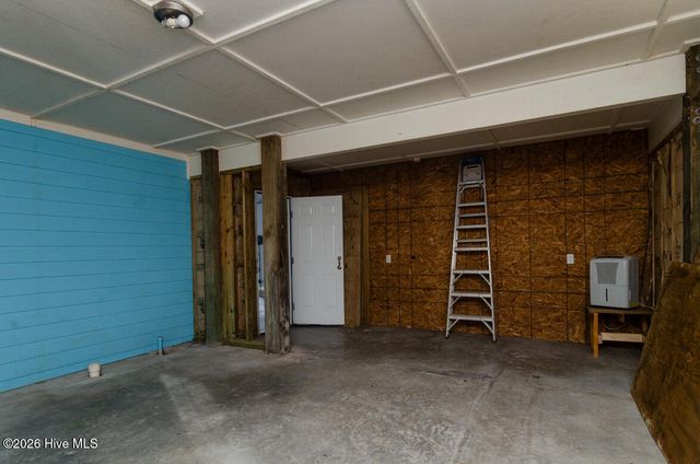 1713 Mackerel Lane, Carolina Beach, NC 28428