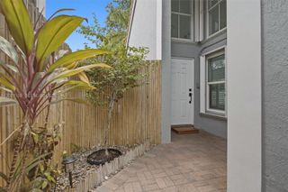 1880 Sweetbay Way, Hollywood, FL 33019