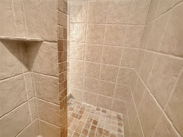10717 Greenview Court, Benbrook, TX 76126