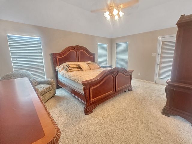 10717 Greenview Court, Benbrook, TX 76126