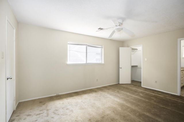 6019 Spellman Road, Houston, TX 77096