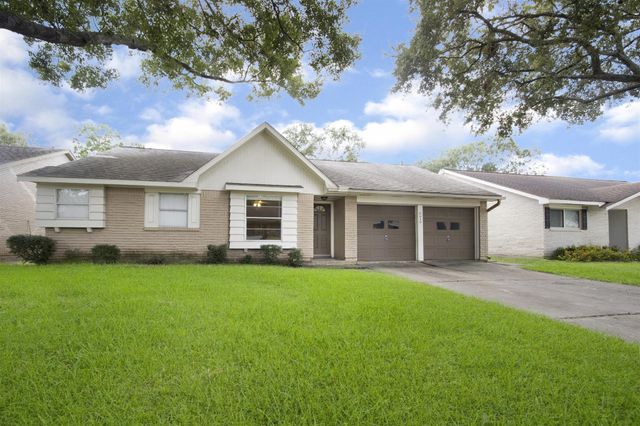 6019 Spellman Road, Houston, TX 77096