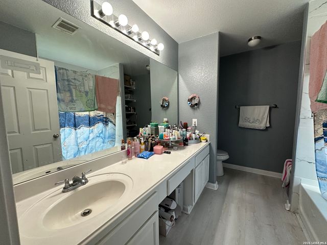 9522 Sun Mill, San Antonio, TX 78254