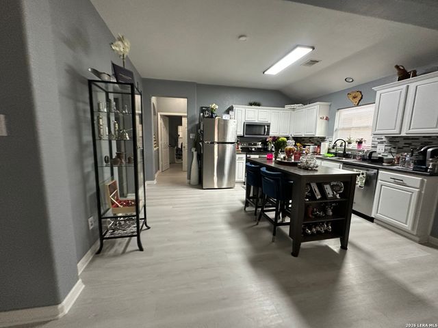 9522 Sun Mill, San Antonio, TX 78254