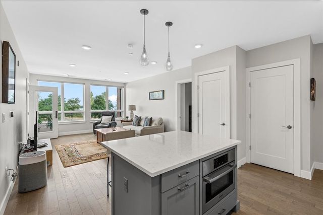 130 Broad Reach 410, Weymouth, MA 02091