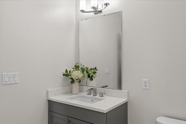 130 Broad Reach 410, Weymouth, MA 02091