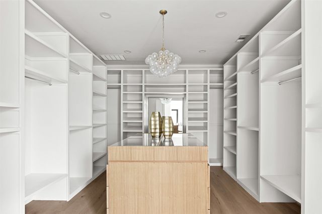 3813 Durango Drive, Dallas, TX 75220