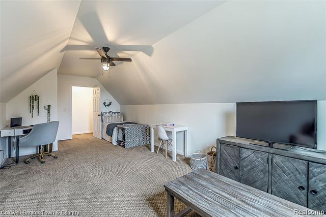 6322 E Horseshoe Trail, Linden, MI 48451