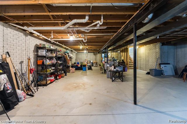 6322 E Horseshoe Trail, Linden, MI 48451