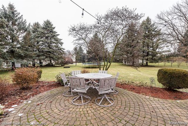 6322 E Horseshoe Trail, Linden, MI 48451