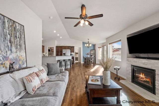 3612 PURPLE SAGE RD, Cheyenne, WY 82001