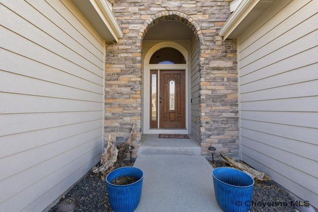 3612 PURPLE SAGE RD, Cheyenne, WY 82001