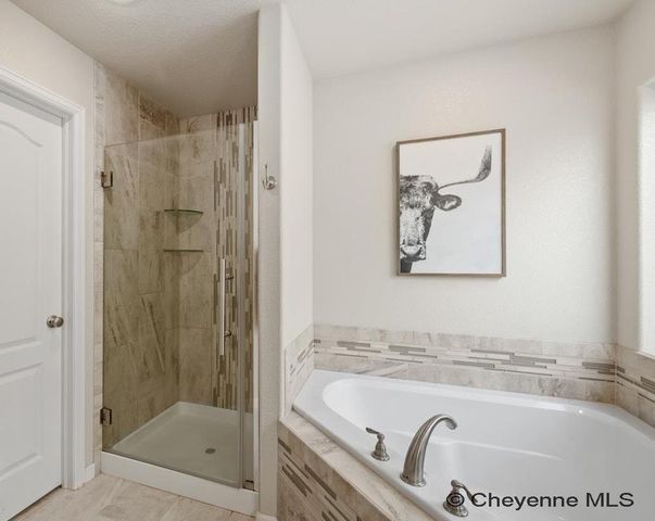 3612 PURPLE SAGE RD, Cheyenne, WY 82001