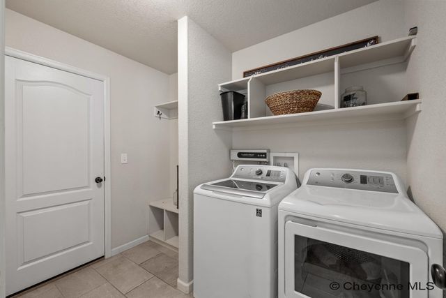 3612 PURPLE SAGE RD, Cheyenne, WY 82001