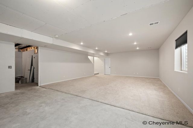 3612 PURPLE SAGE RD, Cheyenne, WY 82001