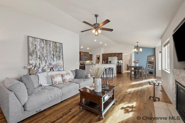 3612 PURPLE SAGE RD, Cheyenne, WY 82001