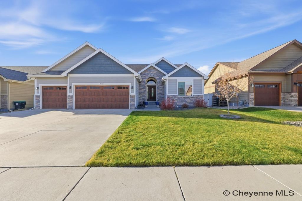 3612 PURPLE SAGE RD, Cheyenne, WY 82001