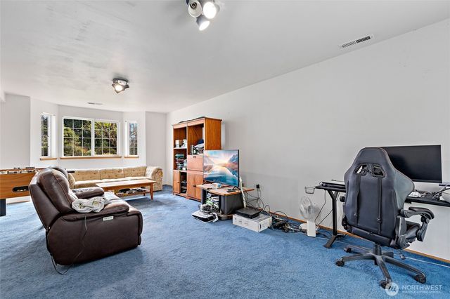 11820 25th Street SE, Lake Stevens, WA 98258