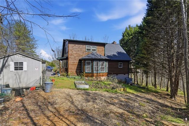 2455 Beroth Road, Pfafftown, NC 27040