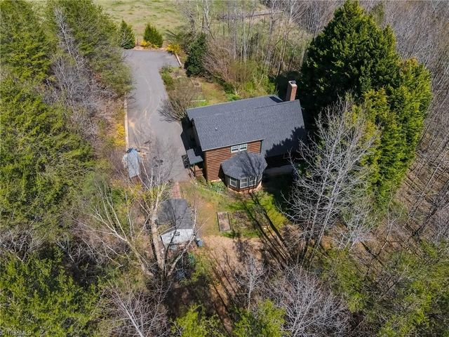 2455 Beroth Road, Pfafftown, NC 27040