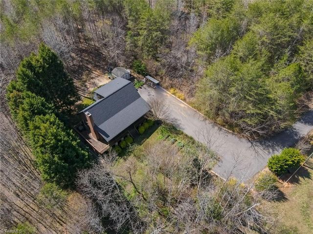 2455 Beroth Road, Pfafftown, NC 27040