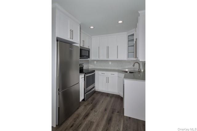 105 Lincoln Avenue 105-I, Sayville, NY 11782