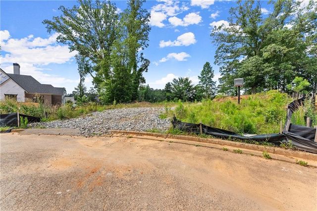 5060 Kings Close, Milton, GA 30004