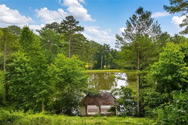 5060 Kings Close, Milton, GA 30004