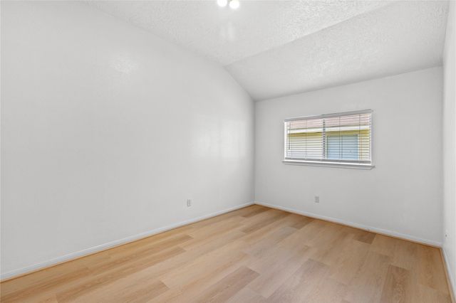 8118 Vista Del Sol Drive, Houston, TX 77083