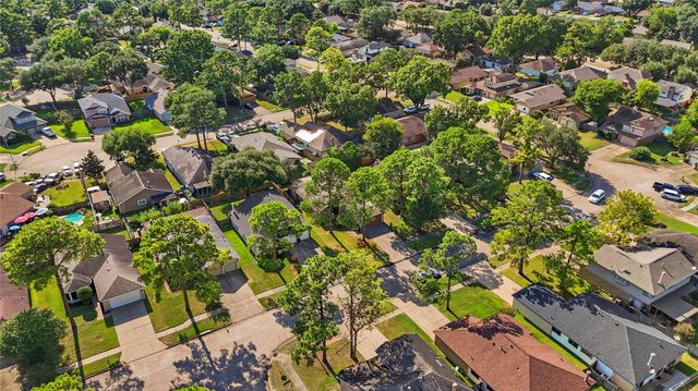 8118 Vista Del Sol Drive, Houston, TX 77083