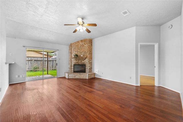 8118 Vista Del Sol Drive, Houston, TX 77083