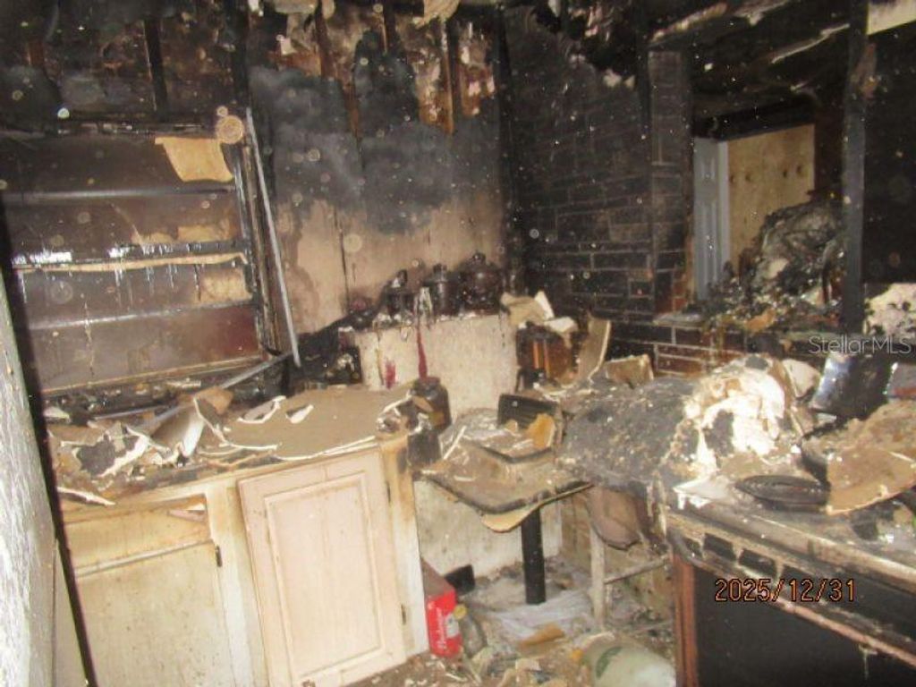 Image 4 of property listing at 1224 POLK STREET, Orlando, FL 32805