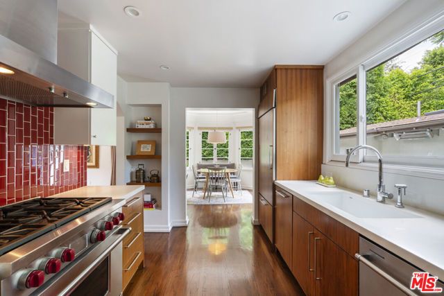 808 S Cloverdale Avenue, Los Angeles, CA 90036
