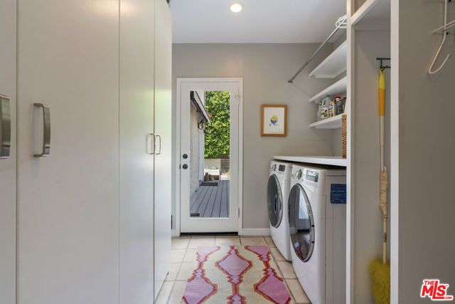 808 S Cloverdale Avenue, Los Angeles, CA 90036