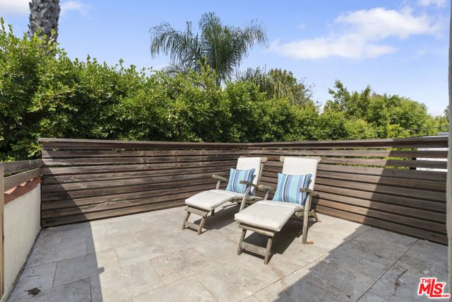808 S Cloverdale Avenue, Los Angeles, CA 90036