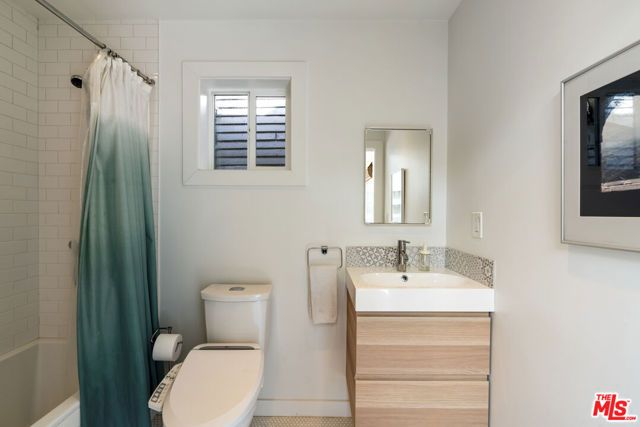808 S Cloverdale Avenue, Los Angeles, CA 90036