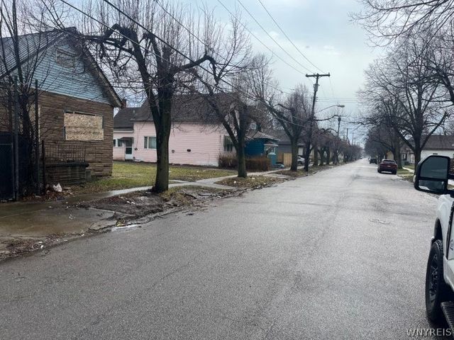 145 Strauss Street, Buffalo, NY 14212