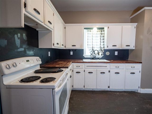 18755 Ferdondo Drive, Earlsboro, OK 74840