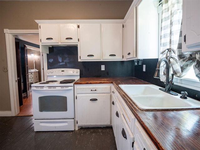 18755 Ferdondo Drive, Earlsboro, OK 74840