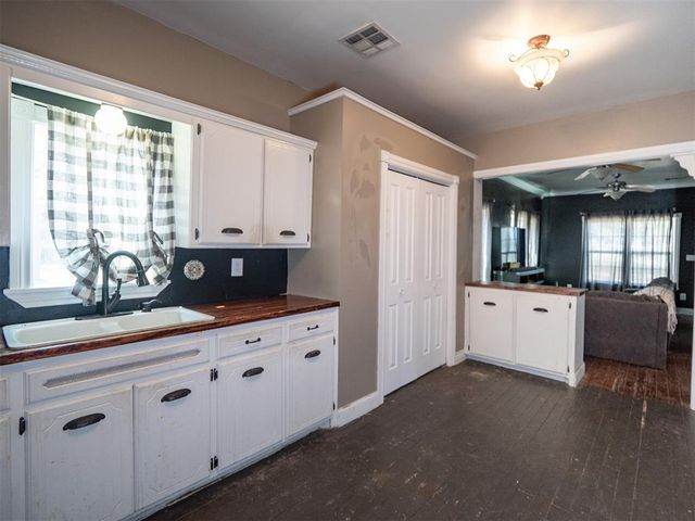 18755 Ferdondo Drive, Earlsboro, OK 74840