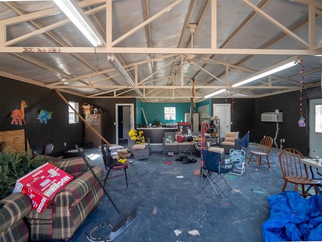 18755 Ferdondo Drive, Earlsboro, OK 74840