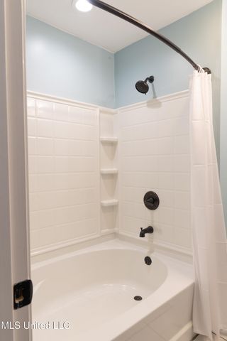 105 Country Club Road, Florence, MS 39073