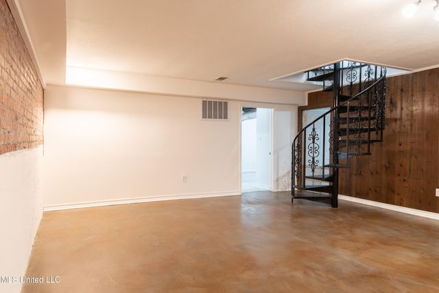 105 Country Club Road, Florence, MS 39073