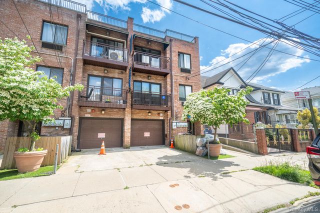 17524 89th Avenue C, Jamaica, NY 11432