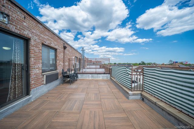 17524 89th Avenue C, Jamaica, NY 11432