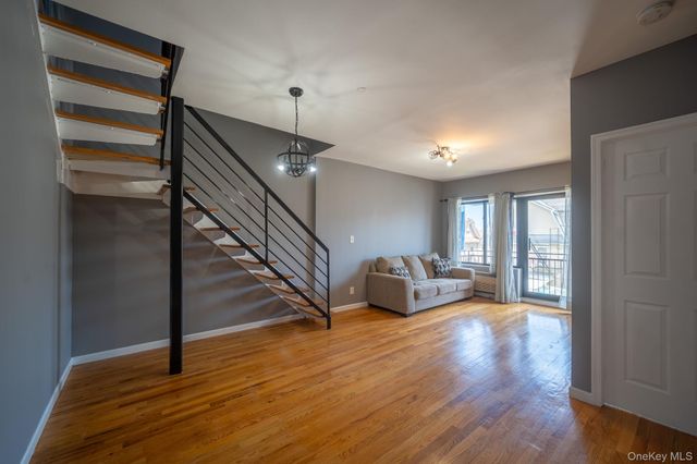 17524 89th Avenue C, Jamaica, NY 11432