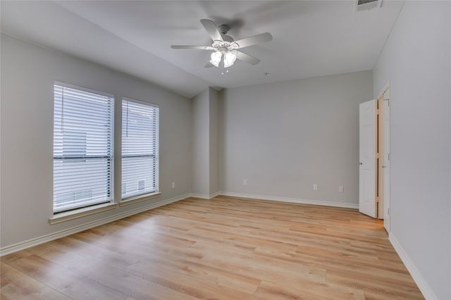 2415 Stutz Drive C, Dallas, TX 75235