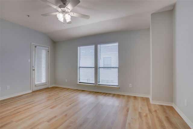 2415 Stutz Drive C, Dallas, TX 75235
