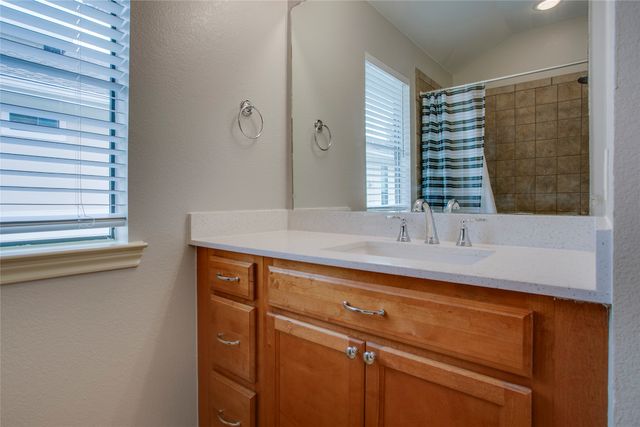 2415 Stutz Drive C, Dallas, TX 75235